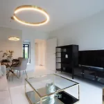Stuttgart Lux Living - Stilvolles Wohnen Im Zentrum